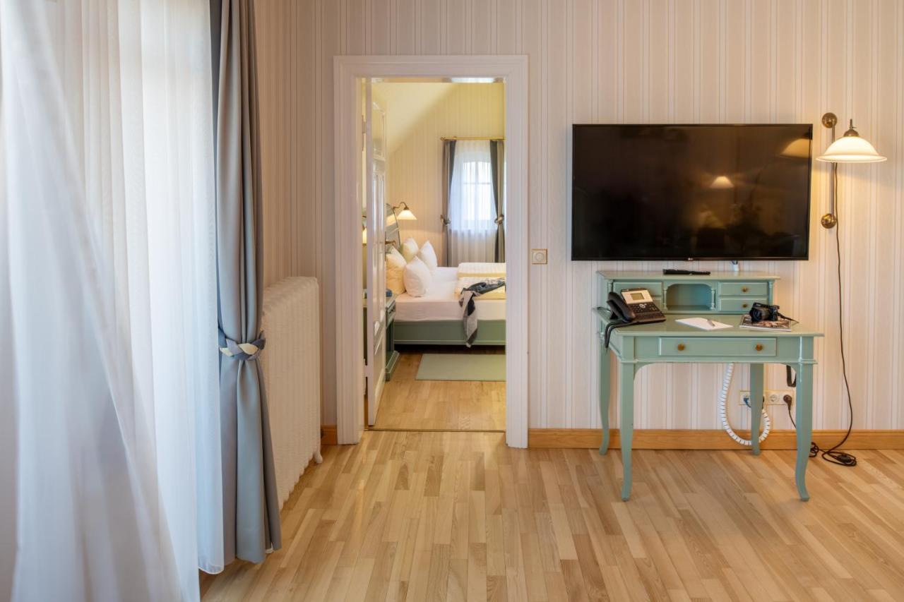 Recknitztal-Hotel มาร์โลว์ ภายนอก รูปภาพ