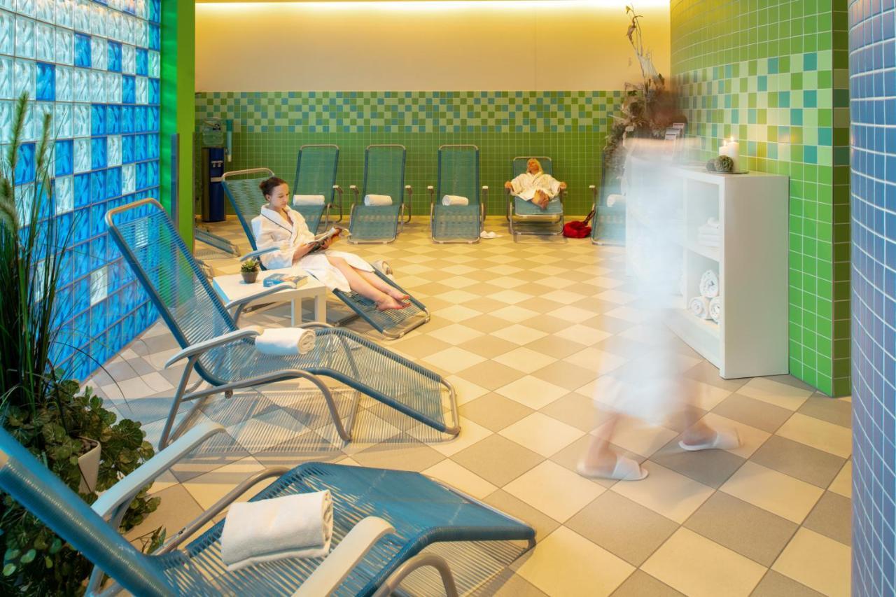 Recknitztal-Hotel มาร์โลว์ ภายนอก รูปภาพ